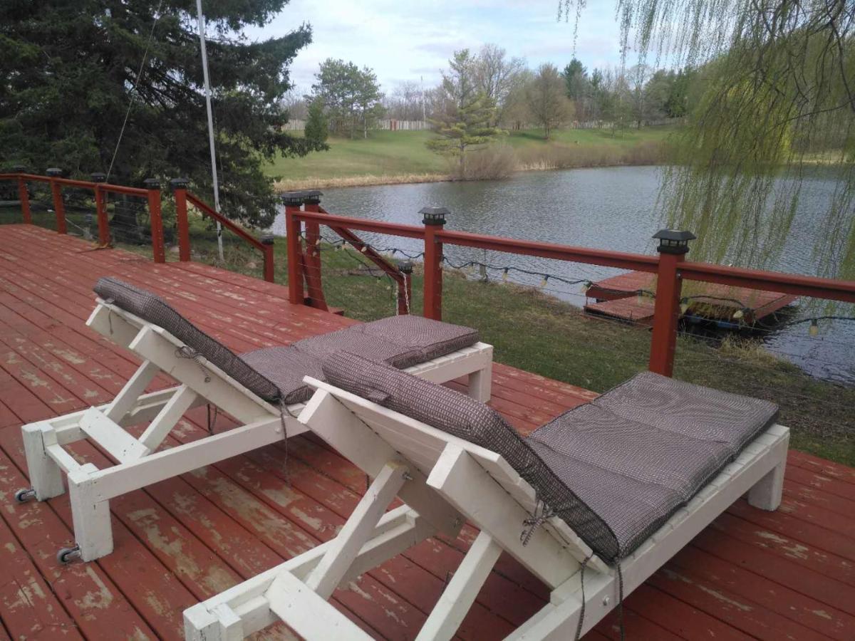 Lakeside Private Suite-Queen Bed Room Tottenham Екстер'єр фото